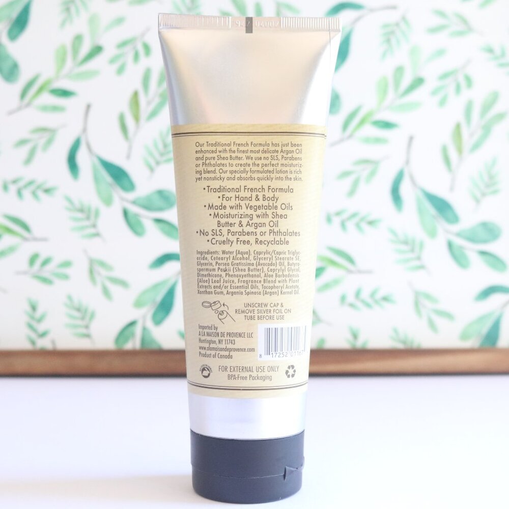 A La Maison | Coconut Crème Moisturizing Shea Butter Argan Oil Lotion Full/Mini - Picture 12 of 16